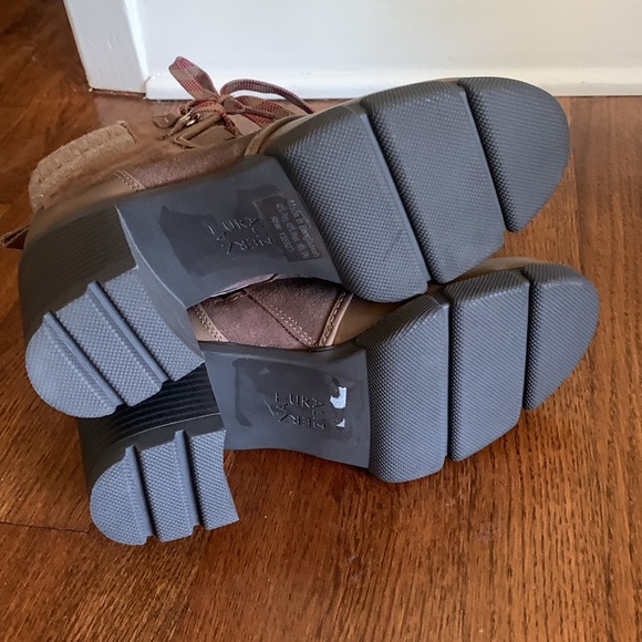 New Naturalizer Myla Platform Heel Lace up Boot - Picture 7 of 13